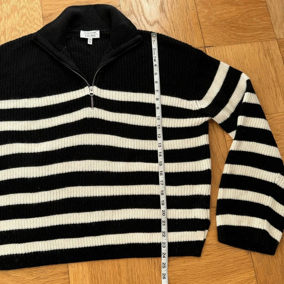 & Other Stories XS Oversized Striped Black White Quarter Zip Sweater - Picture 7 of 8